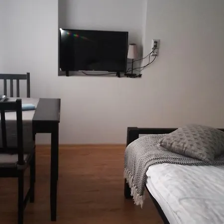 Przy Porcie Проживание в семье Леба